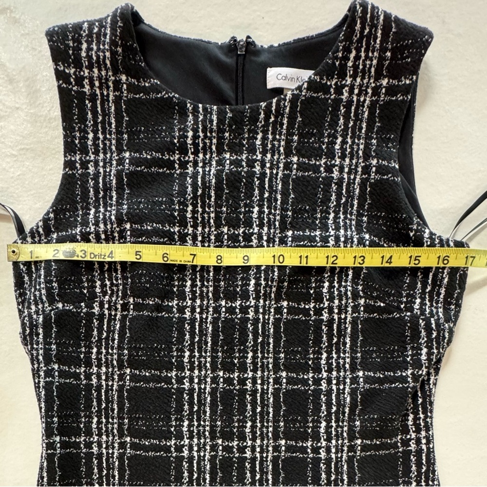 Calvin Klein Textured Black White Plaid Bodycon Sheath Dress (8) - Picture 8 of 17